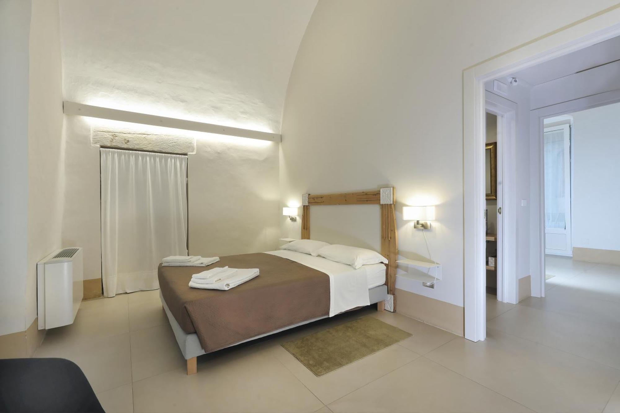 Palazzo Circolone Hotel Poggiardo Bagian luar foto