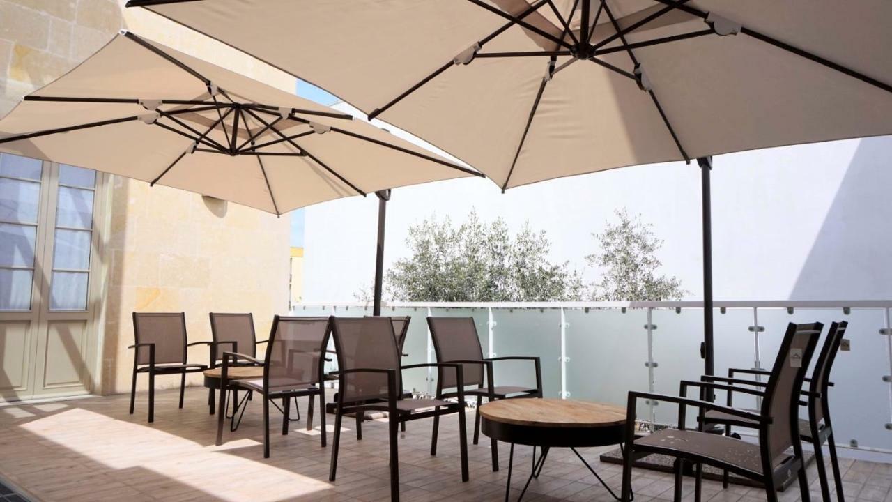 Palazzo Circolone Hotel Poggiardo Bagian luar foto