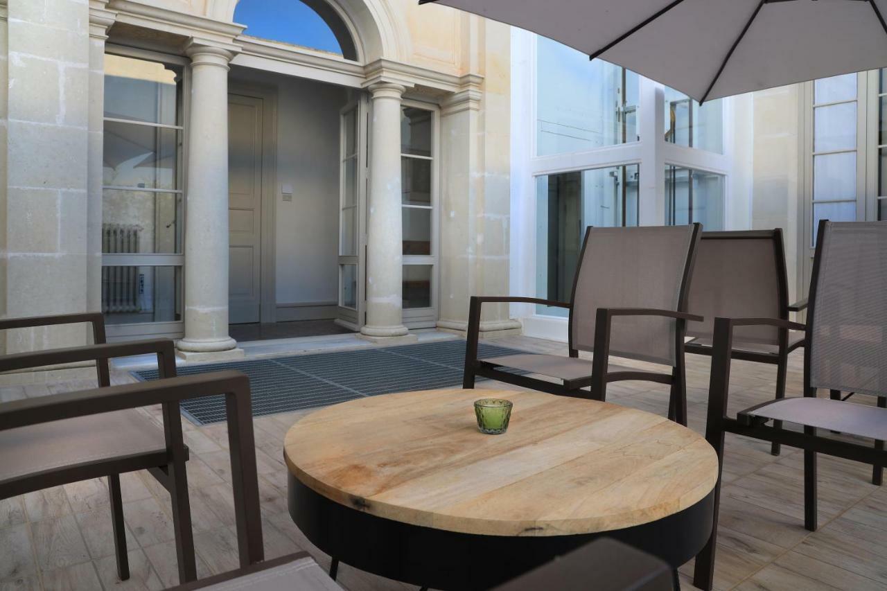 Palazzo Circolone Hotel Poggiardo Bagian luar foto